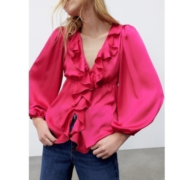 New Zara | Pink Ruffle Accent Top - Picture 3 of 11
